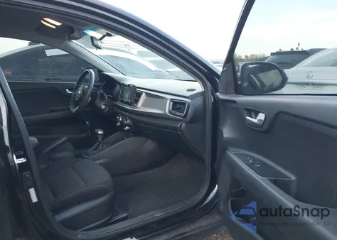 2020 Kia Rio S z USA, uszkodzony, nr VIN 3KPA24AD0LE318428